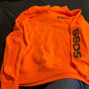 5 SOS hoodie